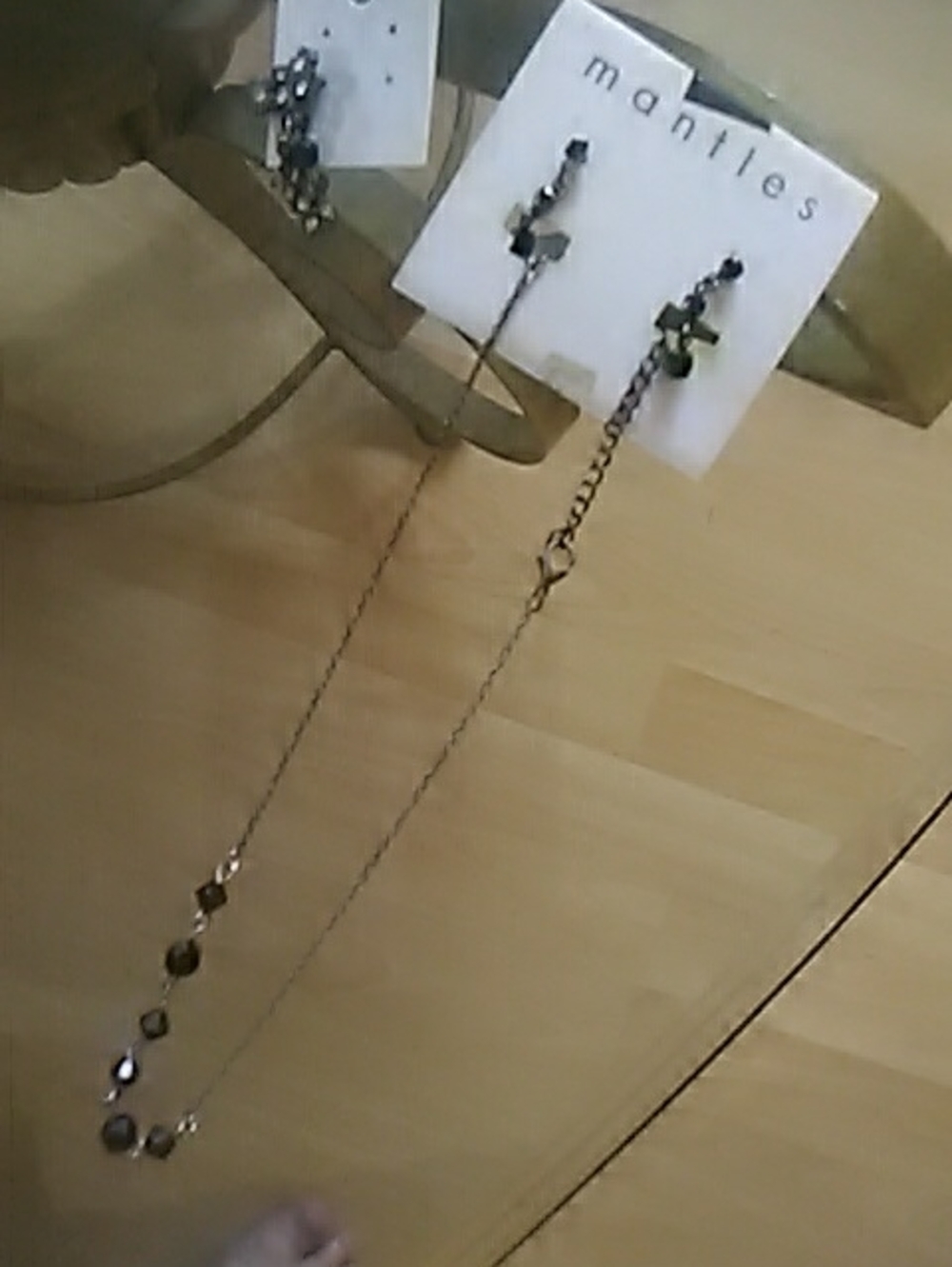 Mantles Black and Silver Multi-Link Choker Lenght Pendant Necklace